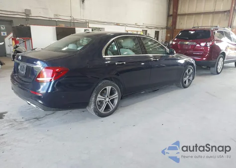 2019 Mercedes-Benz E 300 4Matic z USA, uszkodzony, nr VIN WDDZF4KB9KA531292